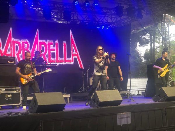 Show da Banda Barbarella encerra atividades neste domingo