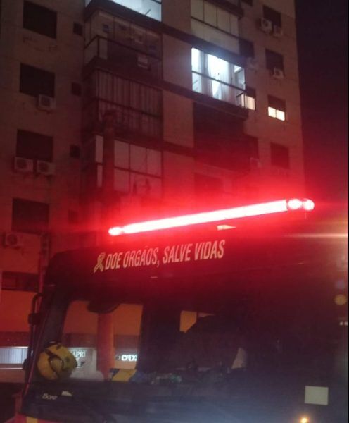 Bombeiros de Lajeado resgatam homem preso em elevador