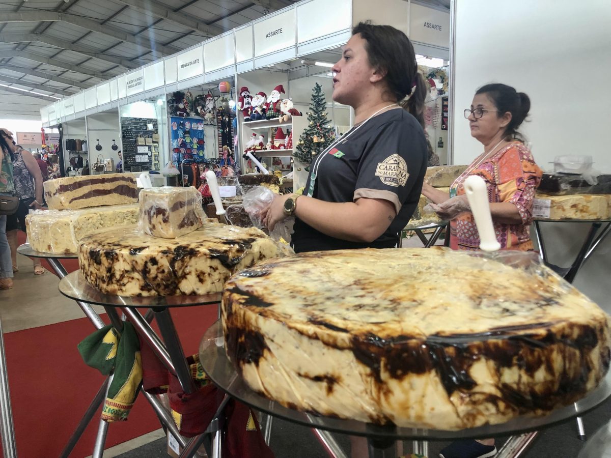 Doce do Marrocos um dos produtos comercializados no espa o das