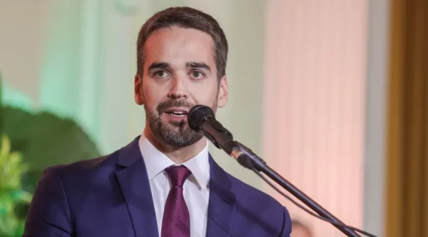 Eduardo Leite palestrará em reunião almoço da Cacis
