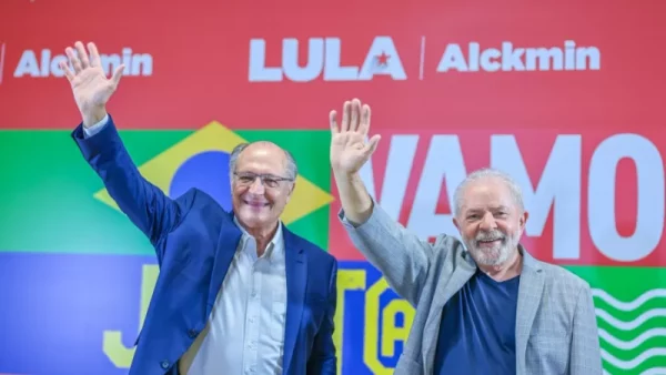 Lula escolhe Geraldo Alckmin para coordenar transição