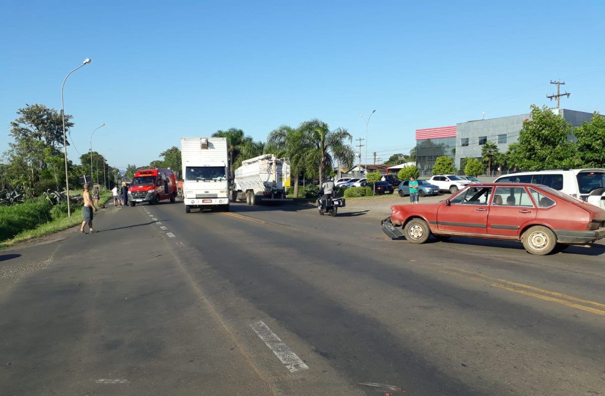 Acidente deixa motociclista ferido na ERS-130 em Arroio do Meio