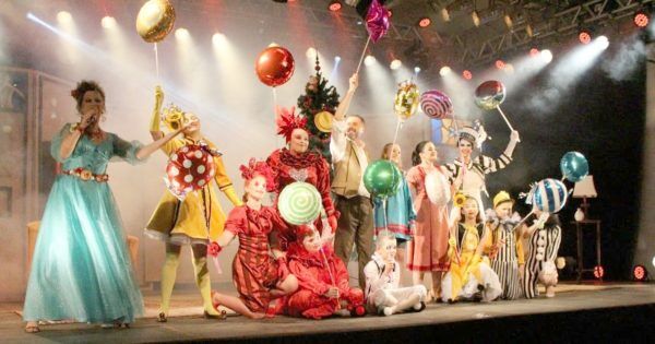Espetáculo leva magia e emoção aos Dick