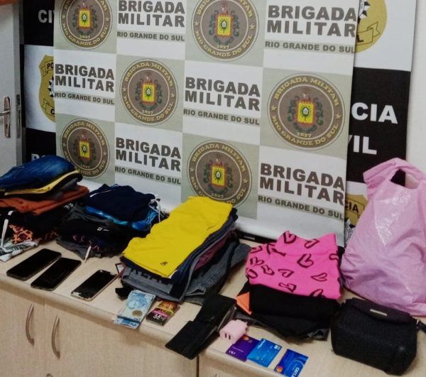 Trio é preso após furto de roupas em Estrela