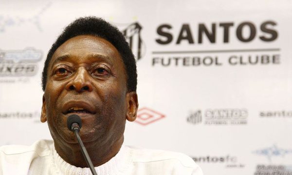 Pelé responde ao tratamento contra infecção respiratória, diz boletim médico
