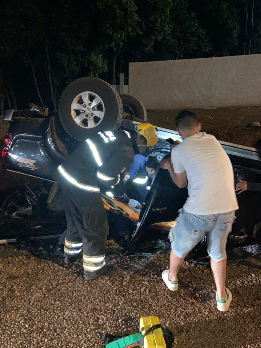 Capotamento de veículo deixa homem ferido na ERS-130 em Lajeado