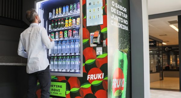 Fruki lança franquia de máquinas de venda automática