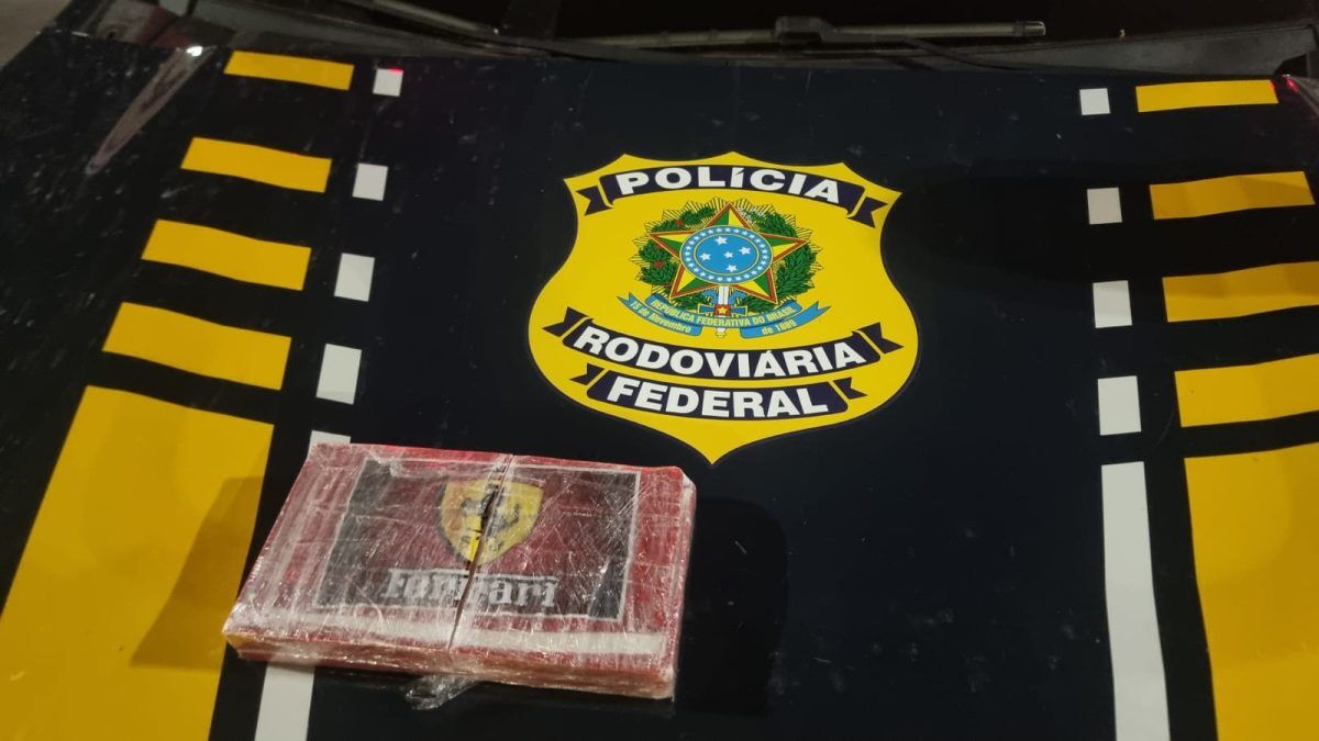 Dupla é presa por tráfico de drogas na BR-386 em Paverama