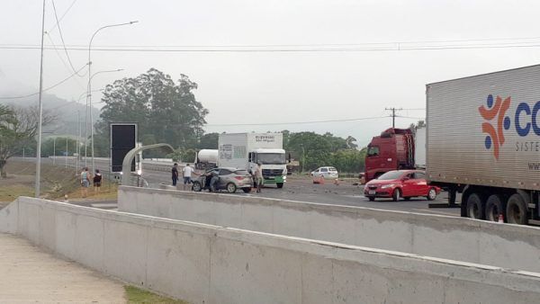 Comunidade exige mais segurança após sequência de acidentes no trevo