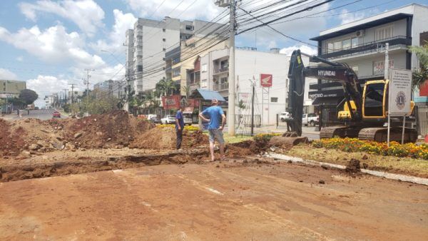 Obra desvia trânsito na Pasqualini, em Lajeado