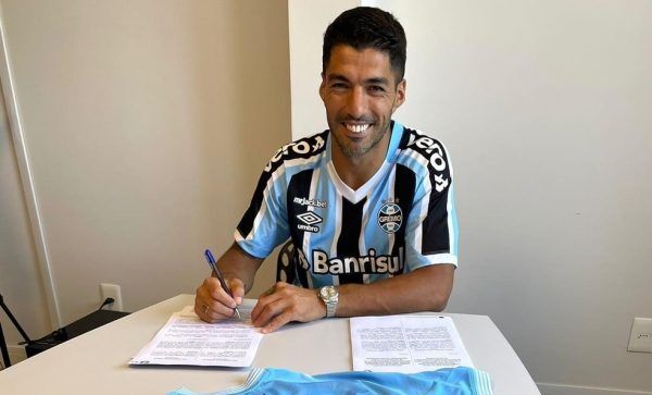 Grêmio aguarda Suárez em Porto Alegre hoje à tarde