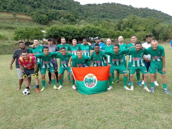 Canudos do Vale prepara municipal de futebol 7