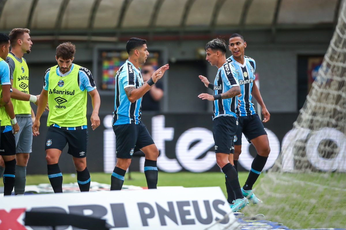 De virada, Grêmio estreia com vitória sobre o Caxias no Gauchão