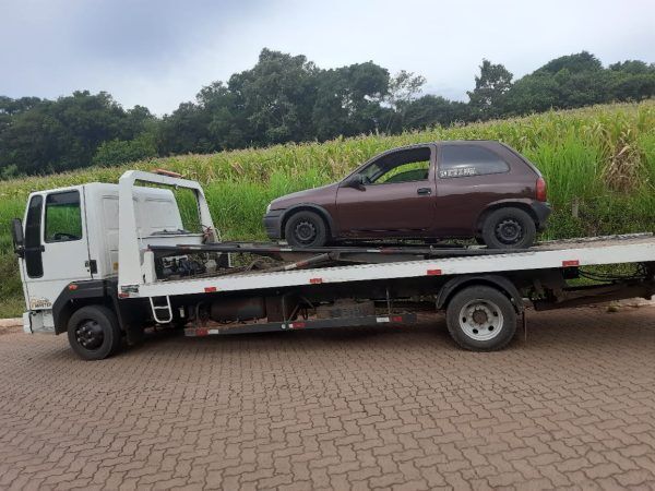 BM prende dupla e recupera veículo em Lajeado