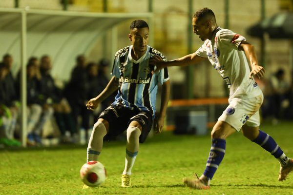 Grêmio empata sem gols com o Cruzeiro-AL