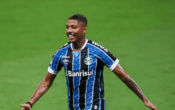 Ex-Grêmio, Jean Pyerre jogará municipal de Progresso