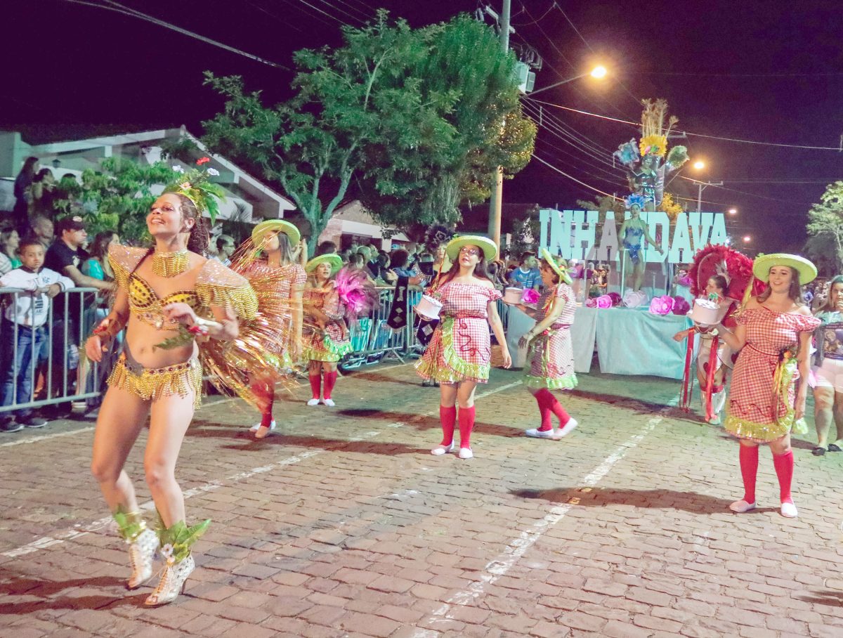 Após dois anos, Bom Retiro do Sul retoma programação do Carnaval de Rua