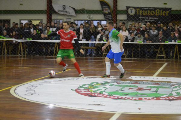 Torneio de futsal integra cidades