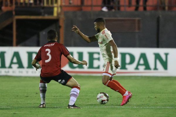 Inter vence Brasil de Pelotas fora de casa