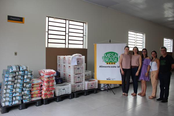 Sicredi Integração RS/MG entrega 1,6 mil kg de alimentos para o Mesa Brasil 