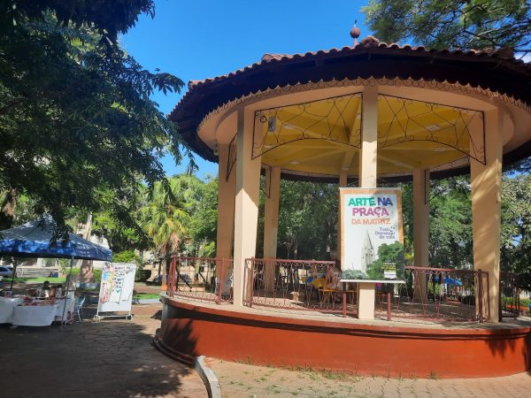 Arte na Praça da Matriz retoma programação neste domingo