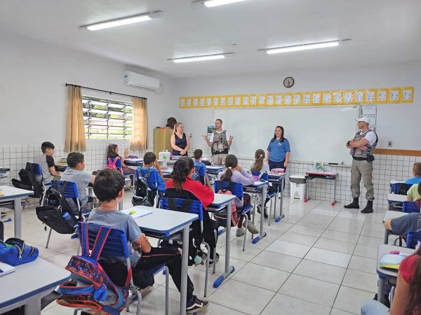 Brigada Militar apresenta programa educacional