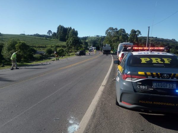 Mulher morre em acidente na BR-386, em São José do Herval