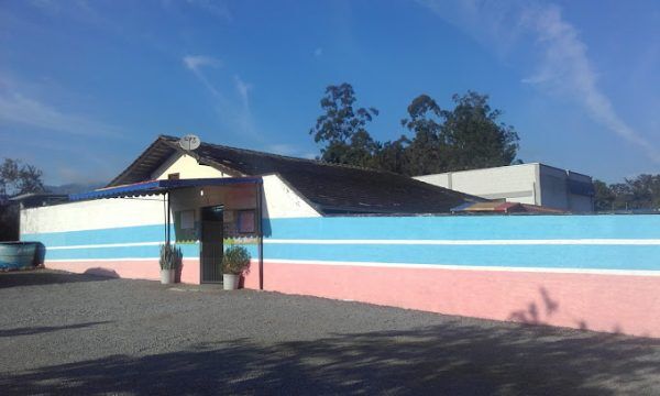 Quatro crianças são mortas em ataque à creche
