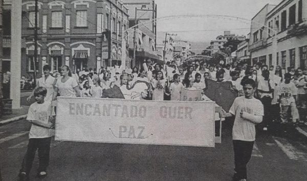 Há 20 anos, Caminhada pela paz em Encantado