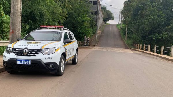 Após troca de tiros, três são presos no Jardim do Cedro, em Lajeado 