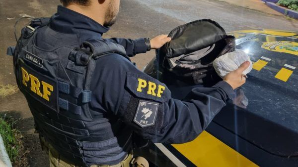 Passageiro de ônibus é preso por tráfico de drogas em Lajeado