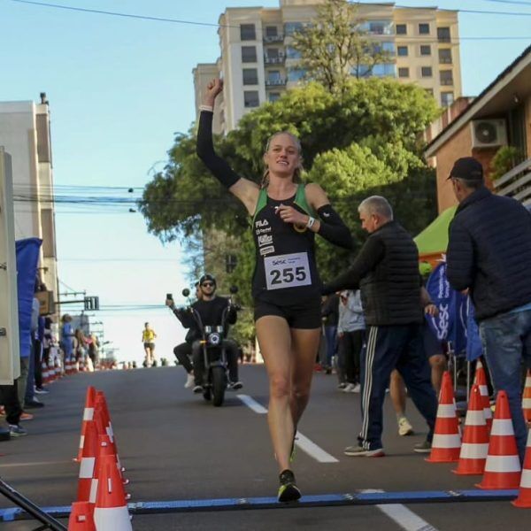 Jaque Weber vence o geral em Passo Fundo