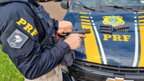 Mulher é presa com pistola e munições em Lajeado
