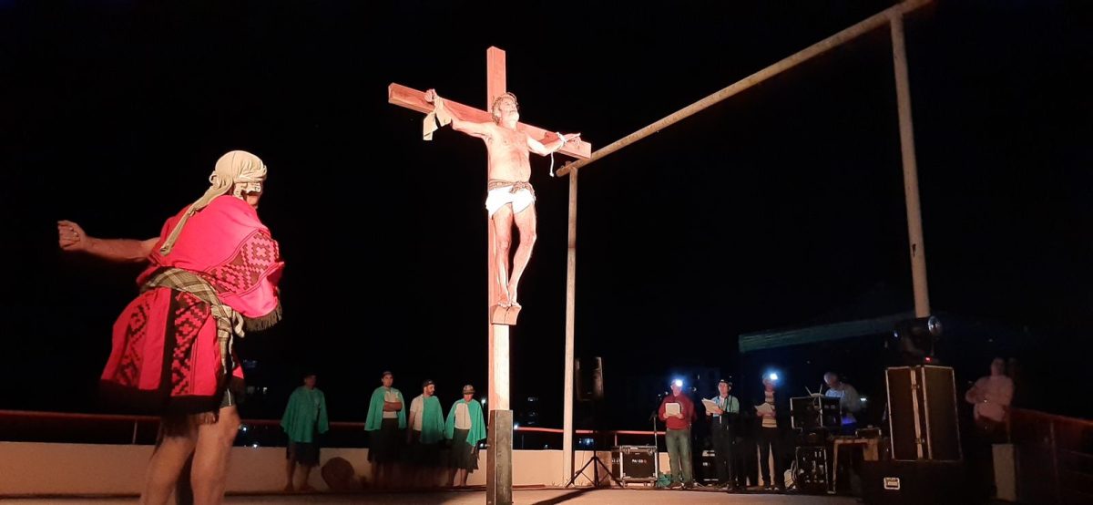 Encenação da Paixão de Cristo de Sertaneja acontece nesta sexta