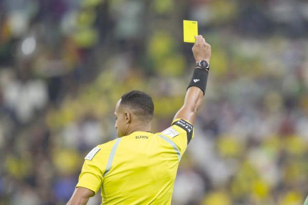 Fraudes em apostas evidenciam o submundo do futebol