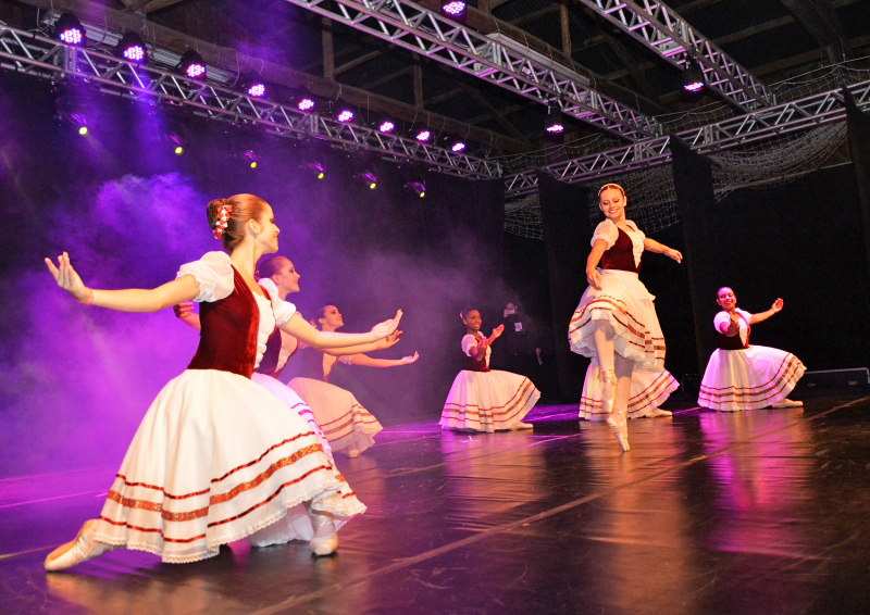 Dança Bom Retiro reúne mais de 1,7 mil bailarinos