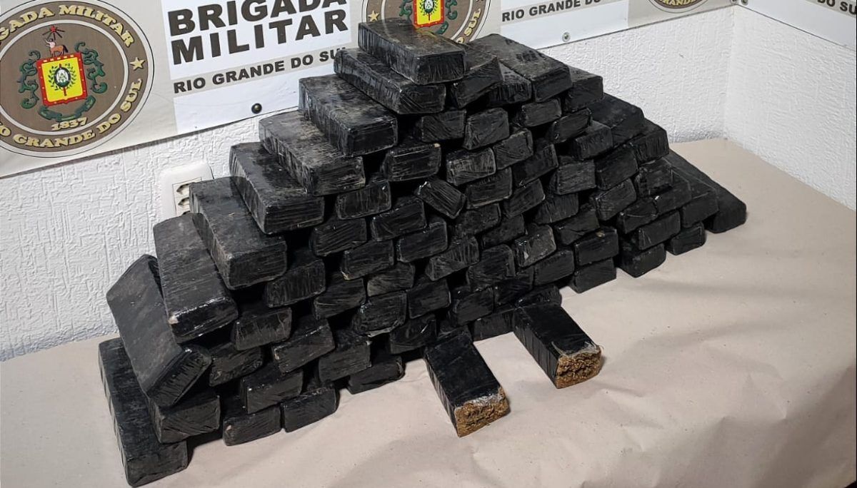 BM faz maior apreensão de drogas em Serafina Corrêa