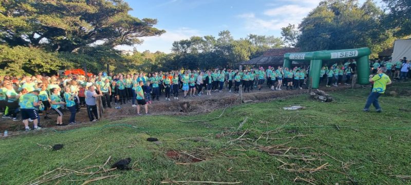 Caminhada Ecológica atrai centenas de pessoas a Novo Paraíso, em Estrela