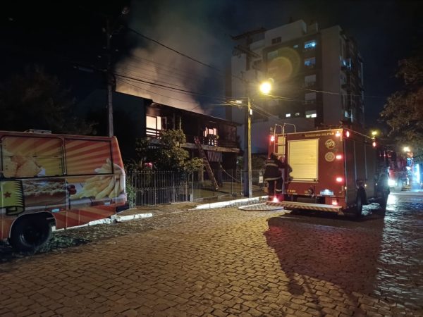 Incêndio atinge empresa no bairro Florestal, em Lajeado