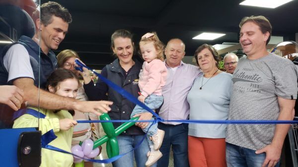 Super Frederico inaugura no Teuto Strip Mall