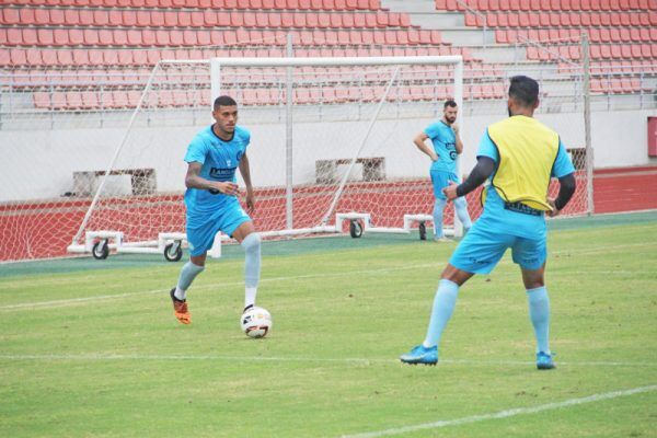 Confronto direto pelas primeiras colocações