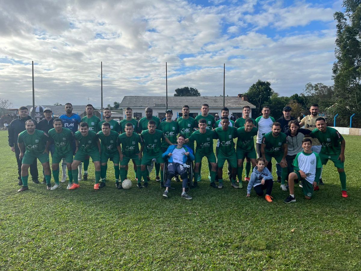 Serrano e Juventude estão a um empate do título - Grupo A Hora