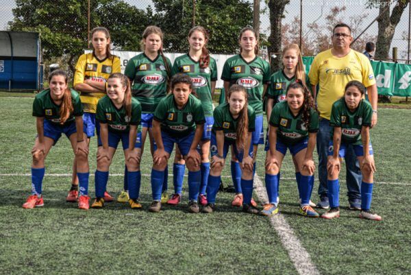 Equipe de Taquari participa da Copa Cristal Feminina de Futebol 7 no CT do Grêmio