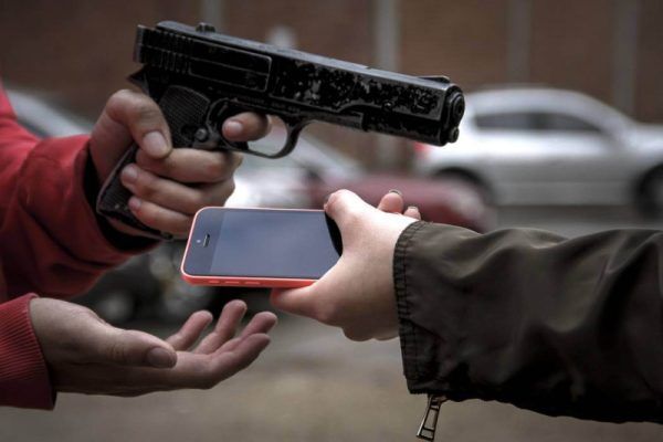 Jovem é vítima de assalto em Lajeado