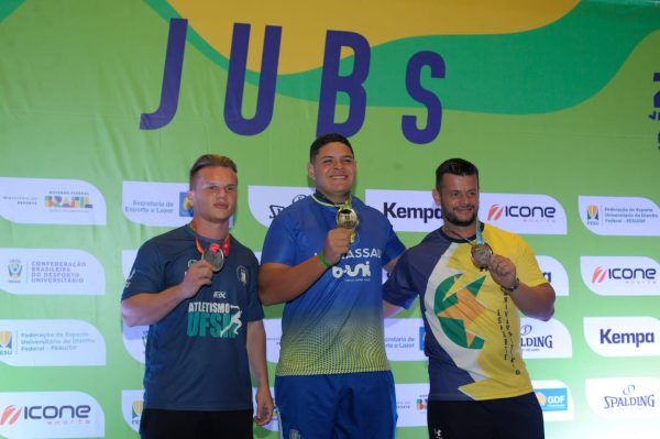 Felipe Müller é vice-campeão brasileiro no lançamento do martelo