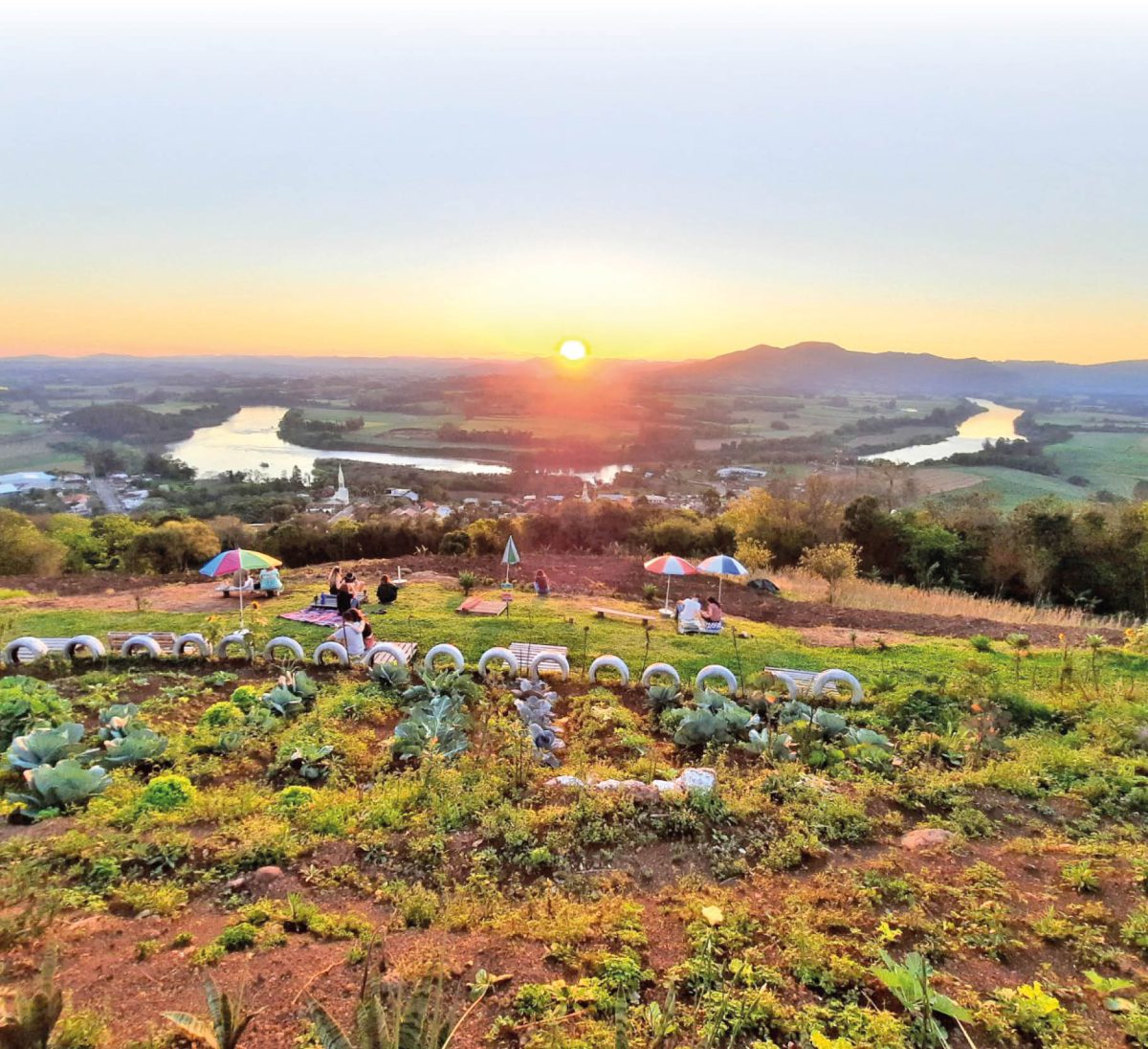 Morro Thomas: vista inigualável  do Rio Taquari