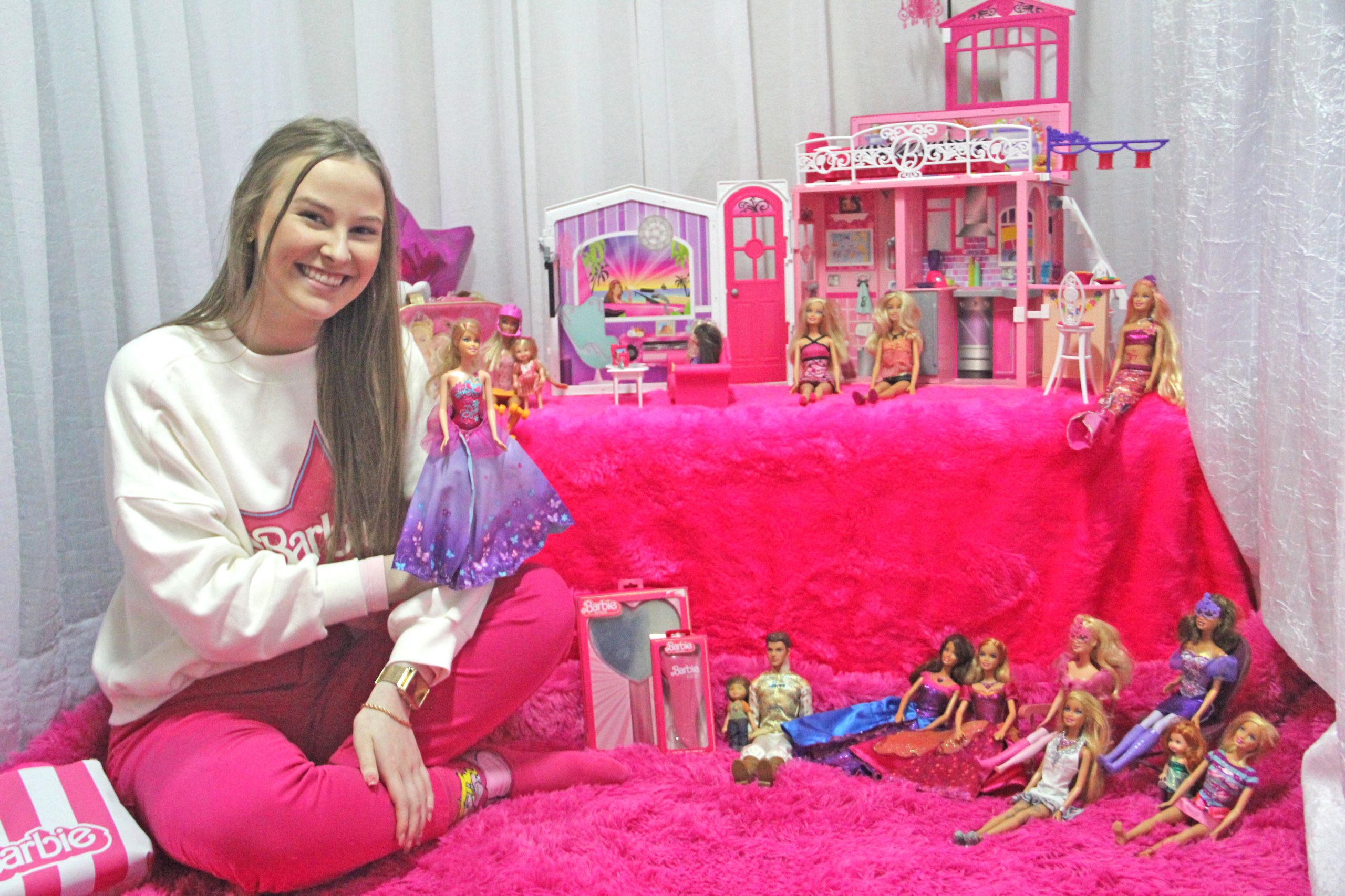 O Novo Filme Barbie Da Vida real De cosplay Infantil Com Mesmo