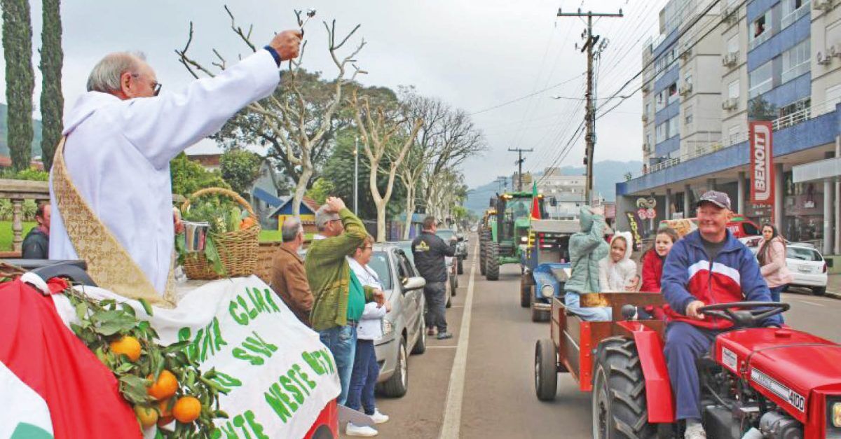 Festa e proteção para colonos e motoristas