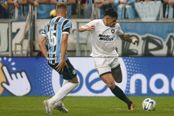 Grêmio perde invencibilidade na Arena em 2023 para o líder Botafogo