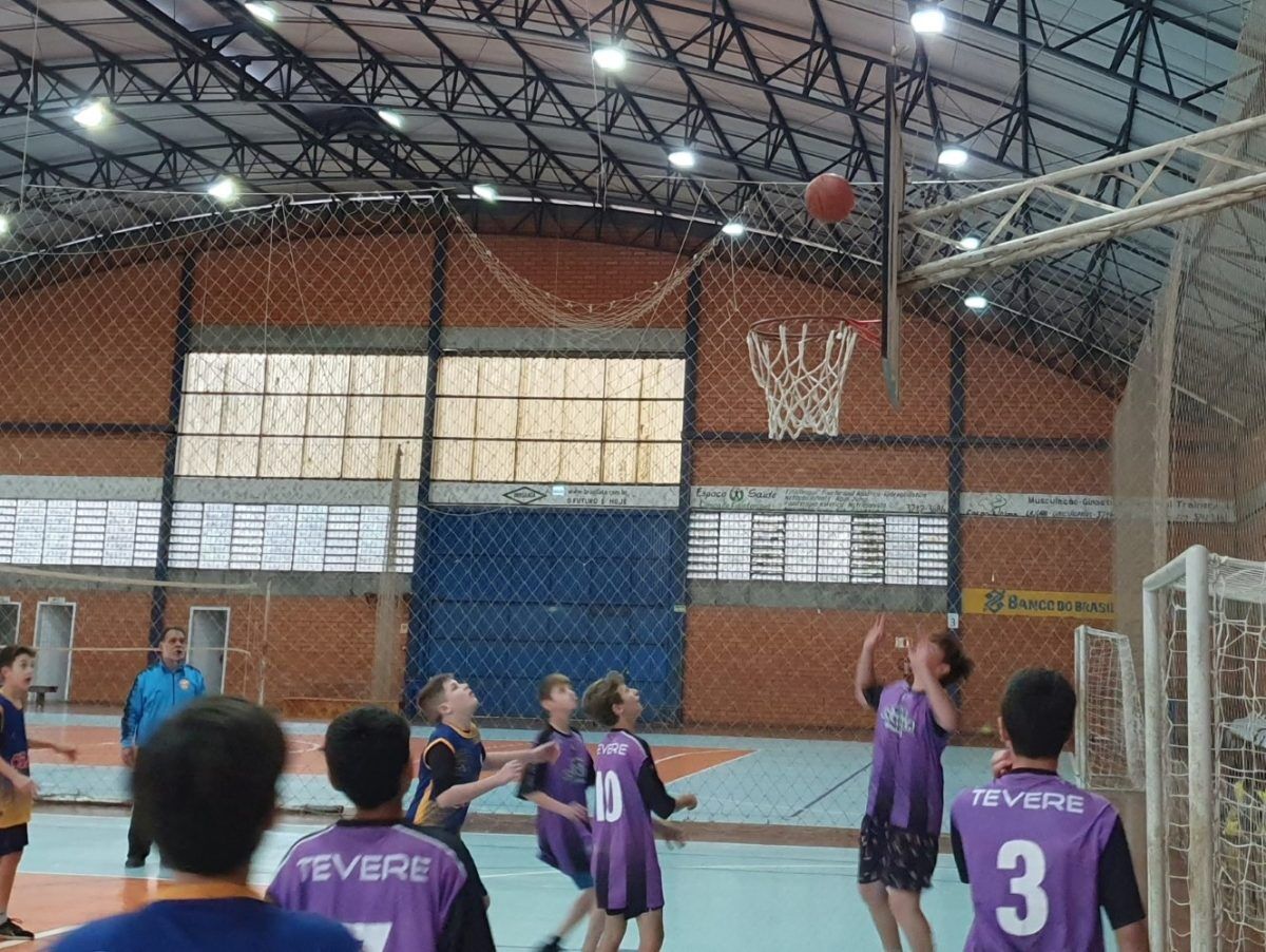 Jogos Escolares de Estrela segue com basquete - Grupo A Hora